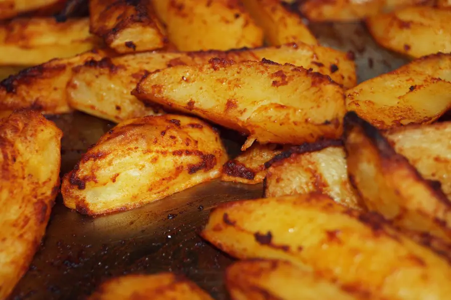 Come fare le patate al forno croccanti