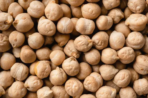 Come cuocere i ceci secchi: ammollo e tempi