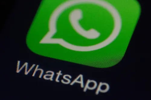 Come creare gruppo WhatsApp: la guida su iPhone e Android