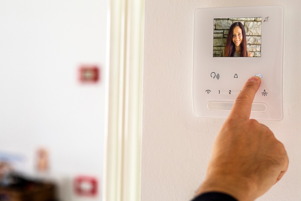 Come sostituire un citofono con un videocitofono