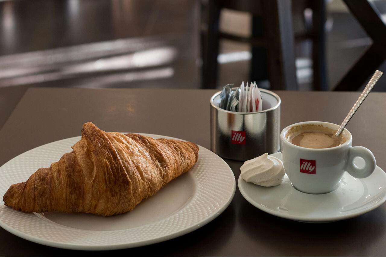 Come abbinare il caffè al cibo
