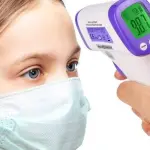 Come si utilizza il termometro a infrarossi per la misurazione della temperatura corporea?