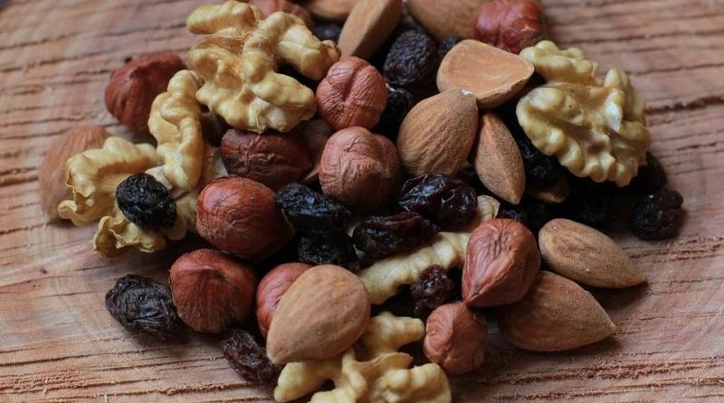 Come dimagrire mangiando frutta secca
