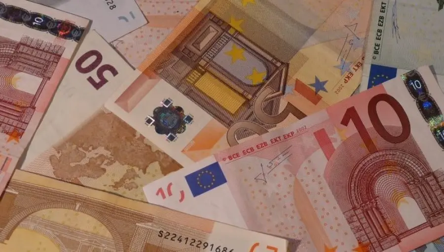 Guadagnare con internet metodo semplice fino a 50 € al mese