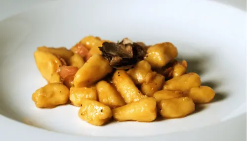 Come fare gli gnocchi fatti in casa, senza uova, senza patate