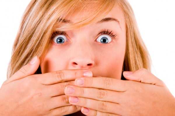 Come combattere l’alitosi