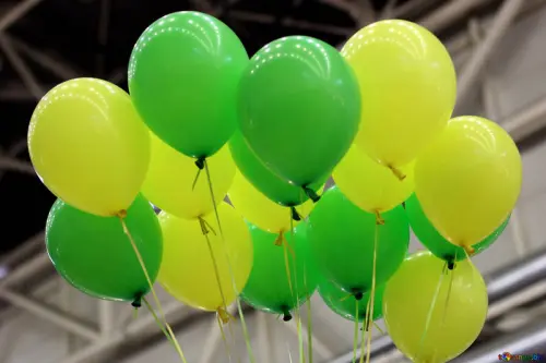 Come gonfiare i palloncini senza elio