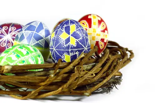 Come organizzare la caccia alle uova di pasqua