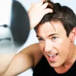 Come fermare l’effluvium o caduta dei capelli