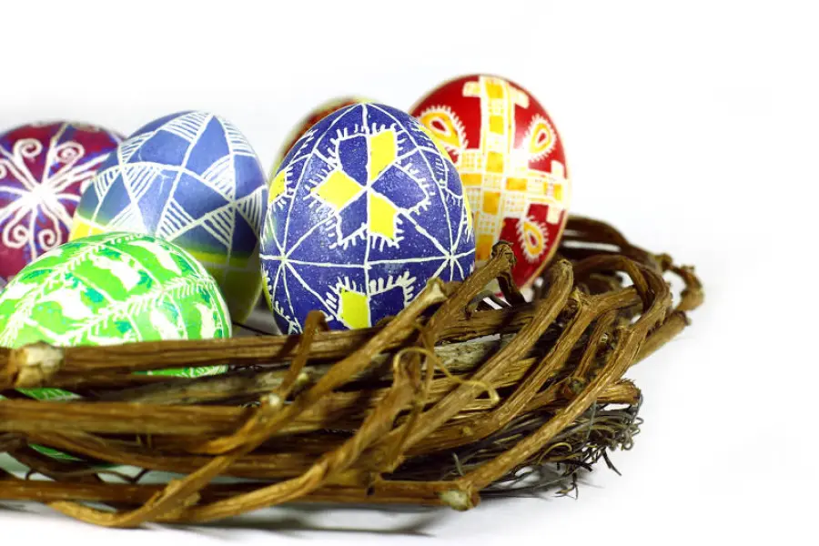 Come organizzare la caccia alle uova di pasqua