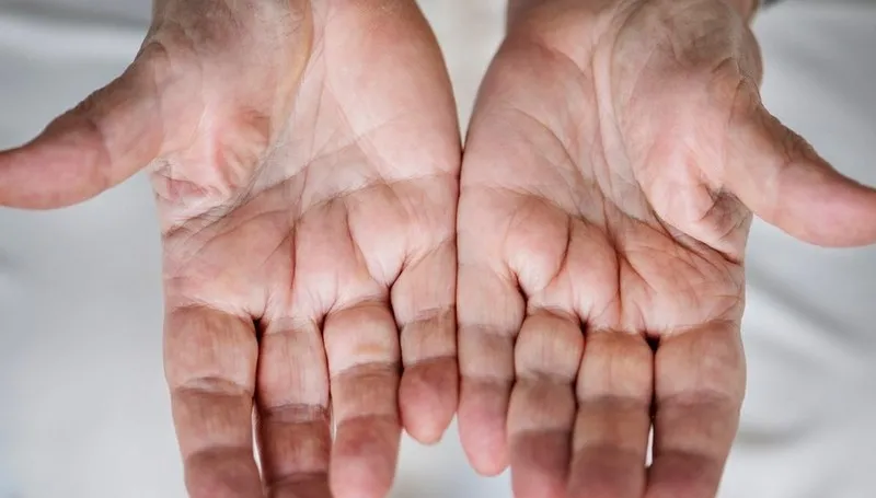 Come leggere la mano da soli, tutti i segreti della chiromanzia | Video