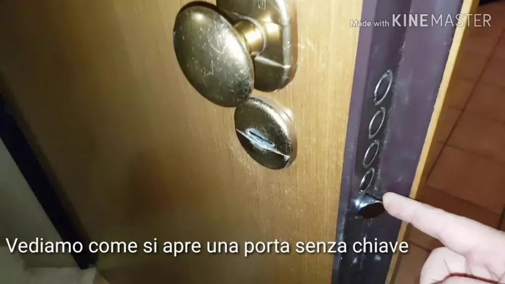 Aprire la porta blindata senza chiave: come si può fare?