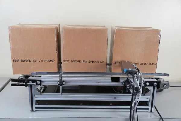 Come fare per stampare sui cartoni da imballaggio