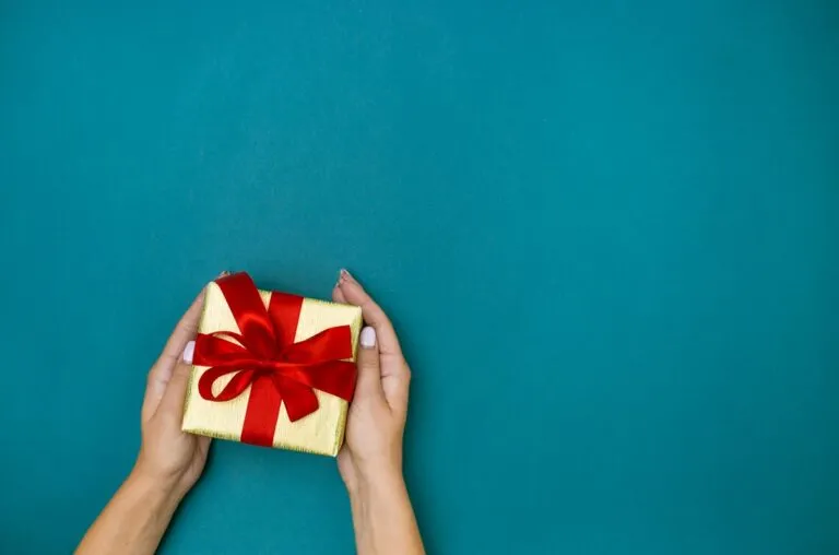 Come scegliere un regalo sul web