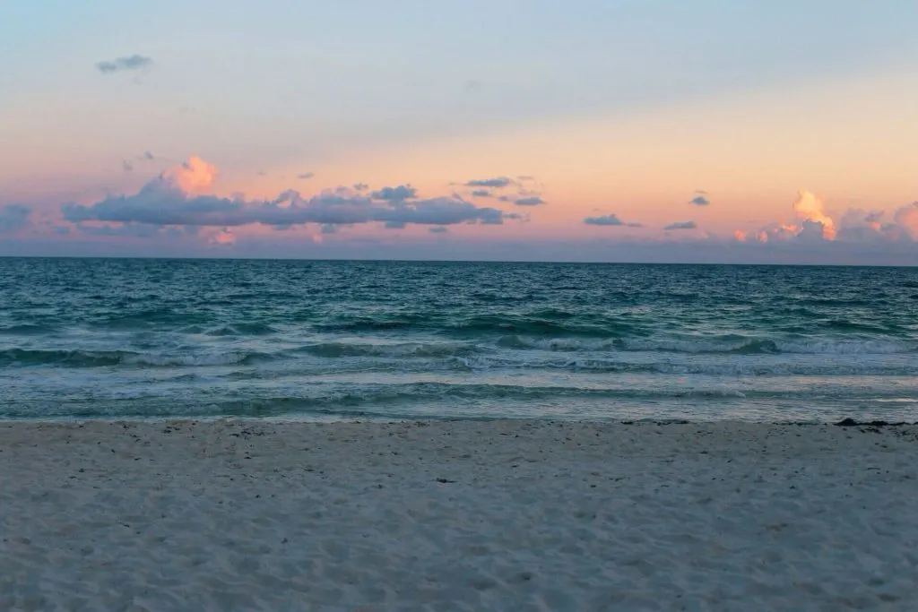 Come scegliere la destinazione perfetta per una vacanza al mare con i bambini?